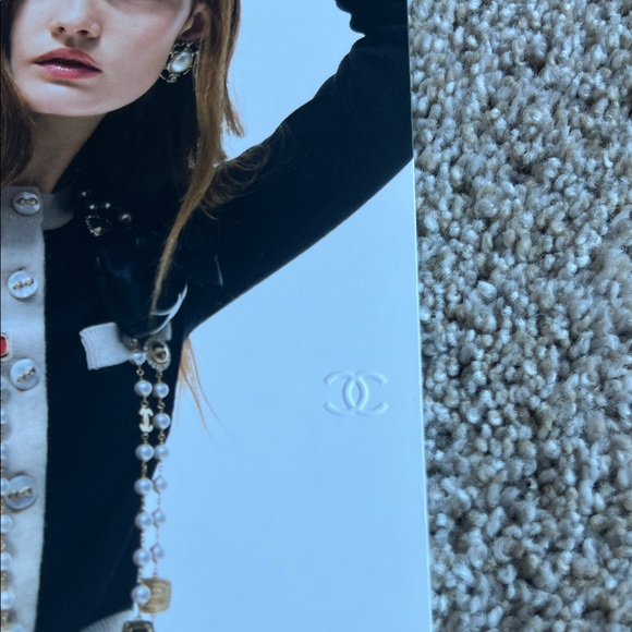 Chanel 2025 Magazine - Picture 3 of 5